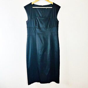 2/$20 Banana Republic Sleeveless Shift Dress